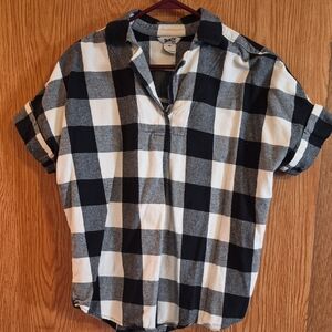 Duluth Trading Co Black and White Plaid Women's Blouse